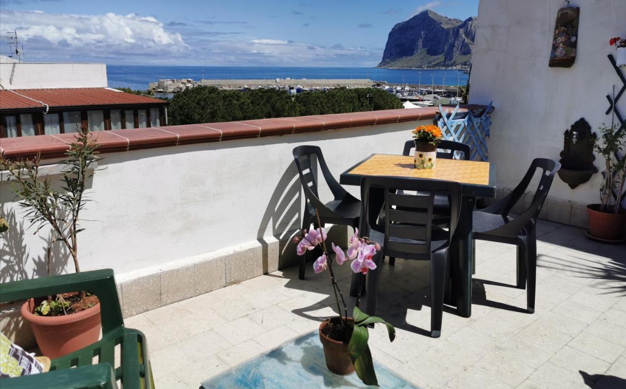 La Terrazza Sul Golfo Bed & Breakfast Isola delle Femmine Luaran gambar