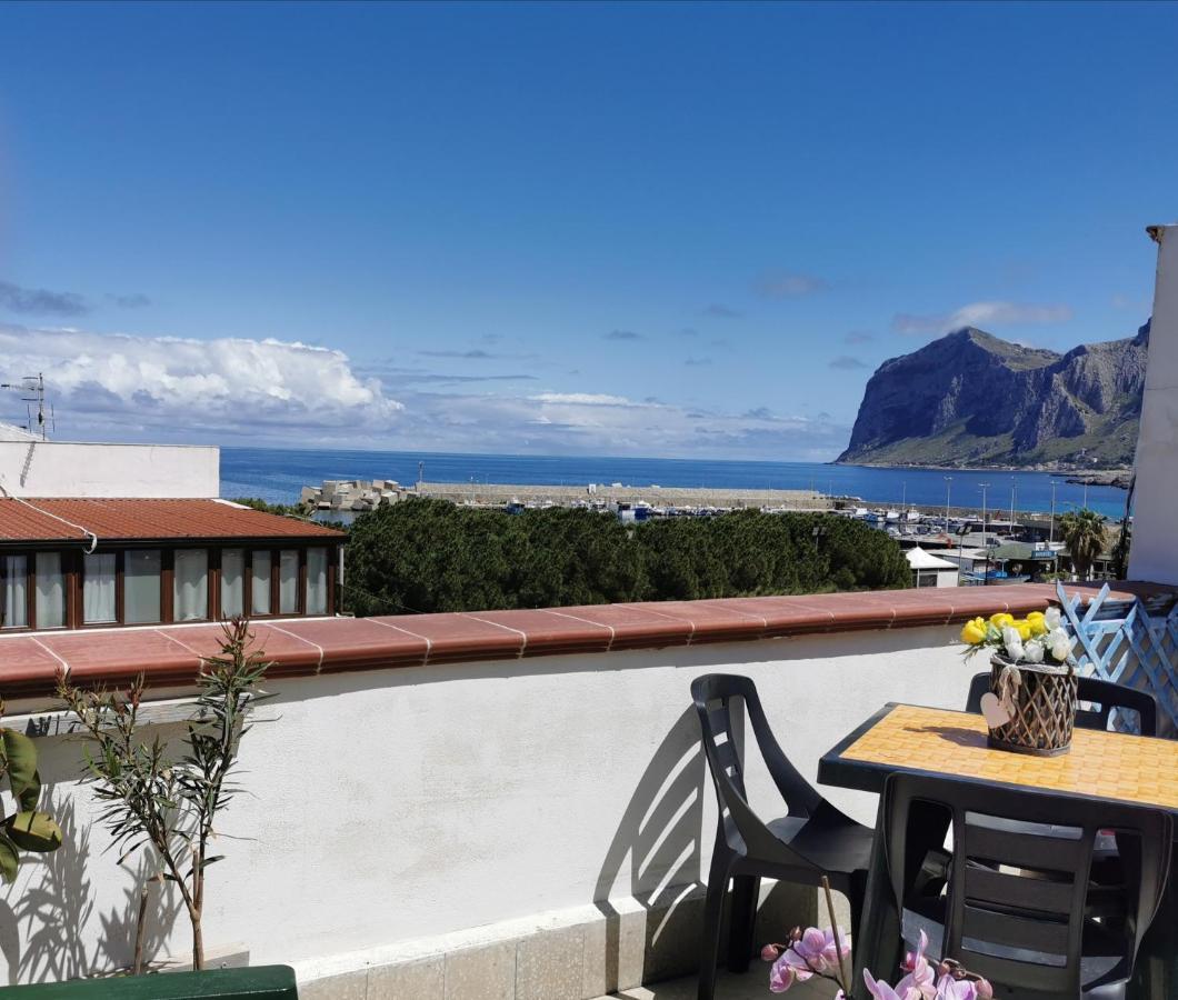 La Terrazza Sul Golfo Bed & Breakfast Isola delle Femmine Luaran gambar